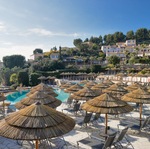 © Piscines extérieures - Le Frégate Provence