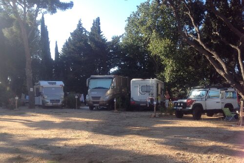 Le Centre Azur : Camping-car area