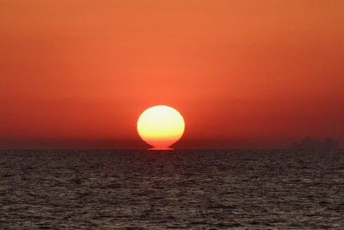 Apéritif & coucher de soleil | La Croix du Sud V