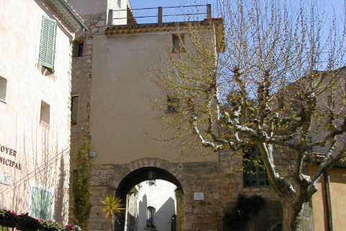 Porte de la Colle