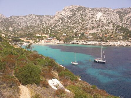 Visit of the creeks of Cassis - the 13 creeks with the Atlantide company