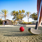 © Mini Golf - Office de tourisme de Saint-Cyr-sur-Mer / Joan Costeja