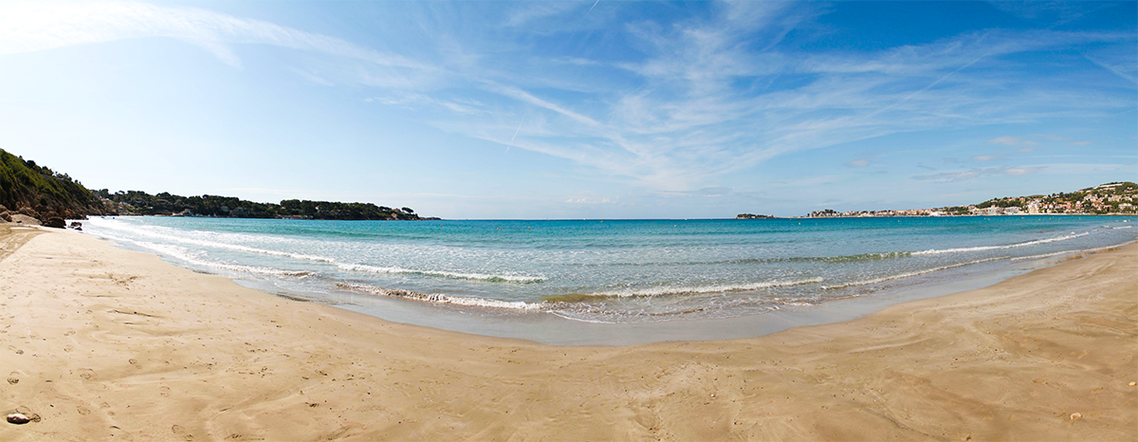 © Plage Dorée - Tourist Office of Sanary-sur-Mer